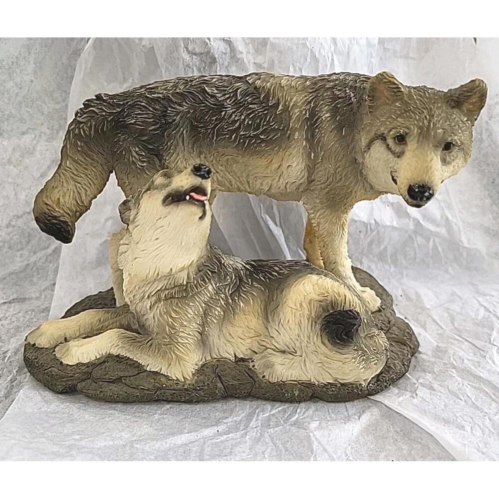 Vintage Wolf Pair Stone Critters USA 2000